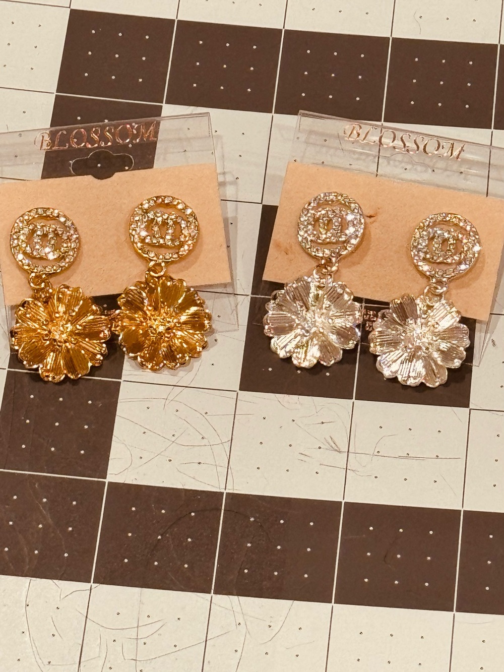 NWT Blossom Crystal Monogram Flower Drop Earrings Silver Tone - Picture 4 of 6